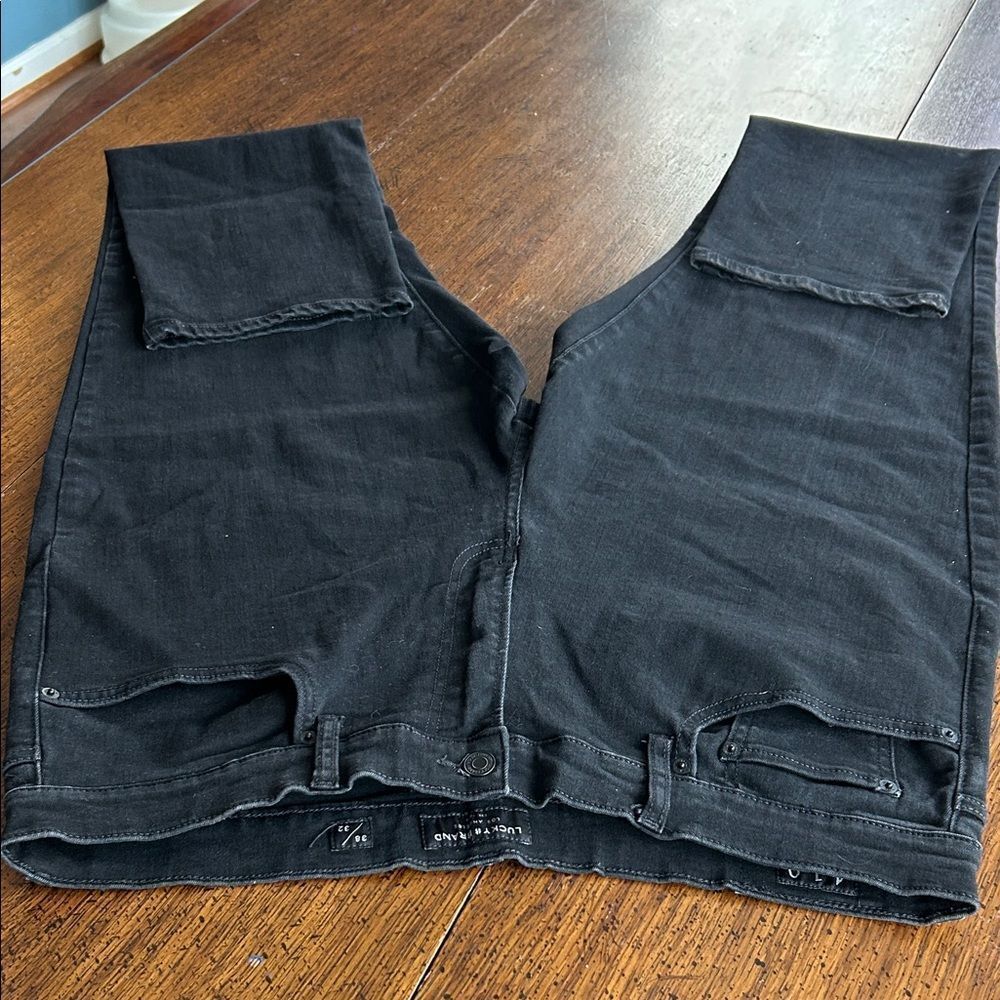 Lucky Brand 410 Athletic Straight Black Jeans 38/32. EOC - Picture 3 of 10